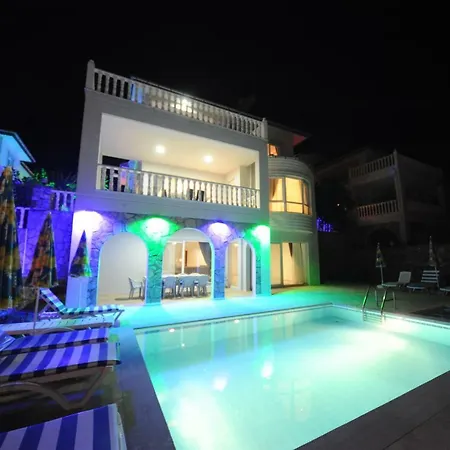Villa Lux White 3